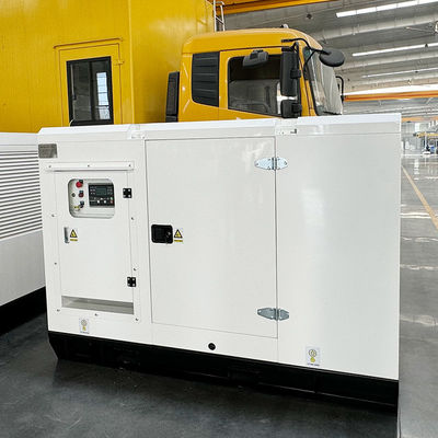 Power Solution 438kVA CUMMINS Diesel Generator For Business